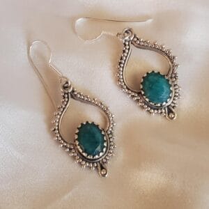 aretes de esmeralda